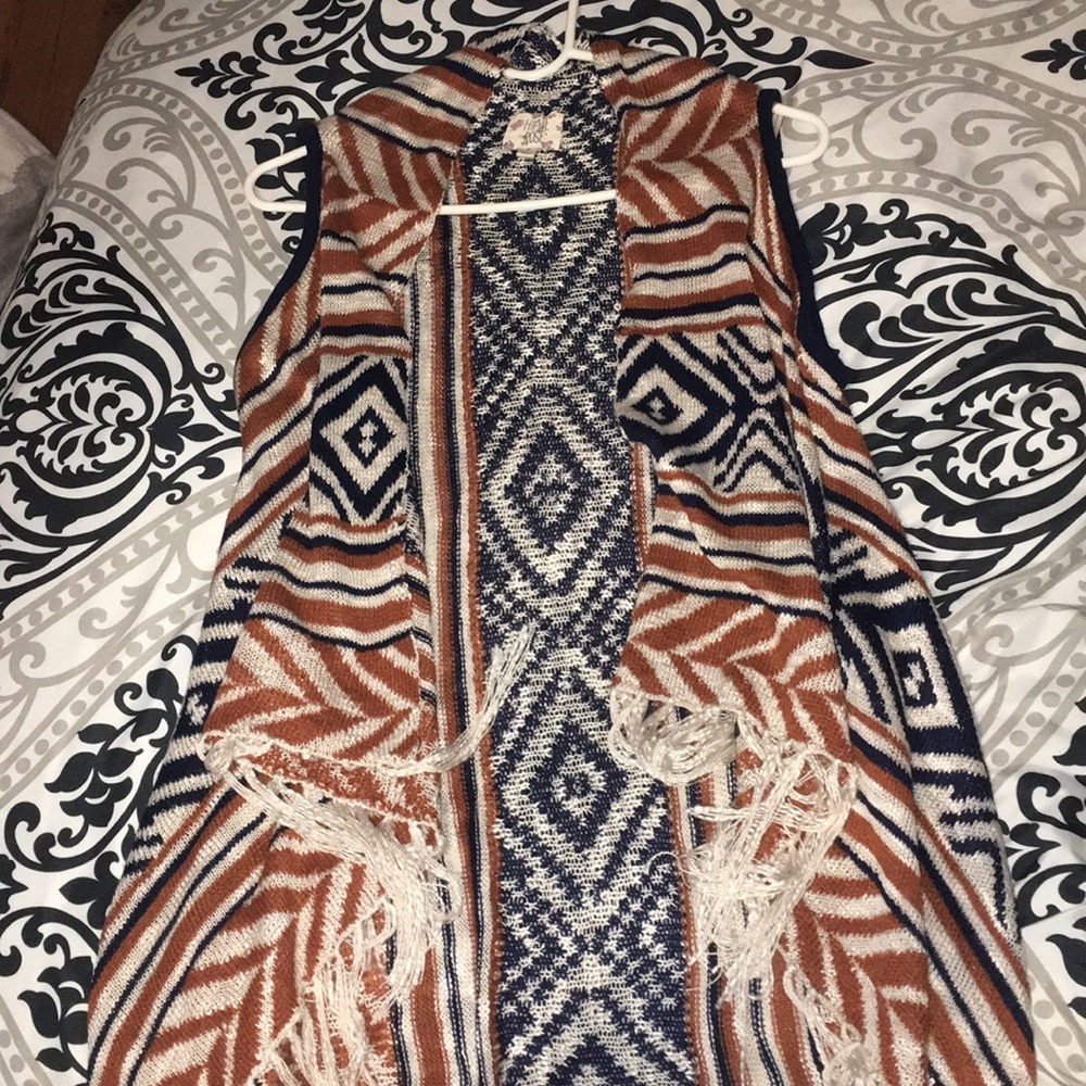 No sleeves cardigan
